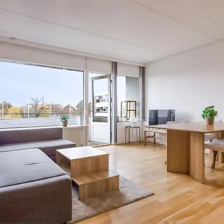 Luxe In Frederiksberg Close To Centrum דירה *